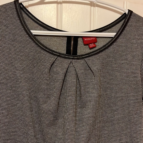 Short sleeved blouse - Picture 5 of 8